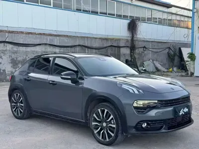 Lynk & Co 02