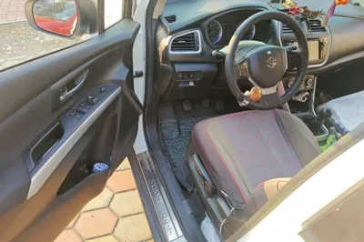 Suzuki S-Cross