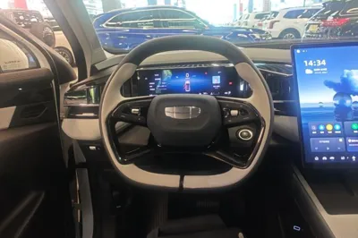 Geely Auto FX11