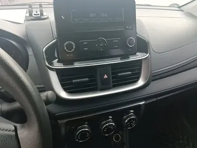 Toyota Yaris L