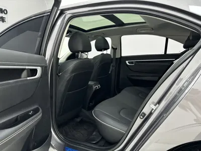 Hyundai Mistra