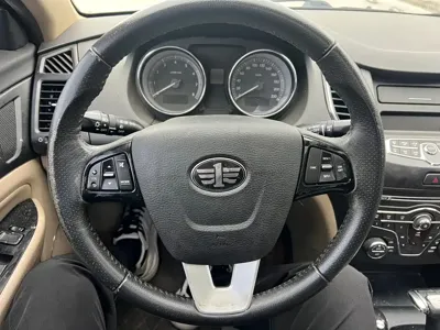 Bestune B50