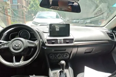Mazda Mazda 3 Axela