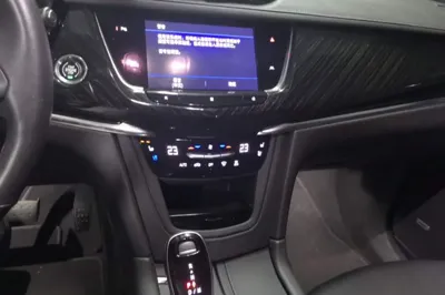 Cadillac XT6