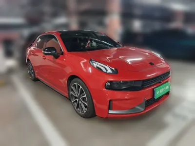 Lynk & Co 03