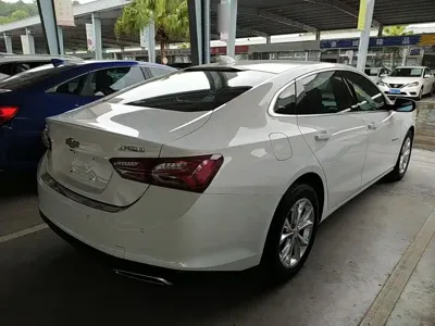 Chevrolet Malibu XL