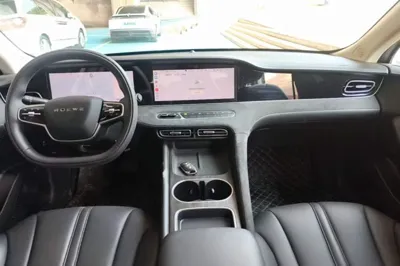 Roewe D7