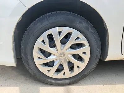 Toyota Yaris L