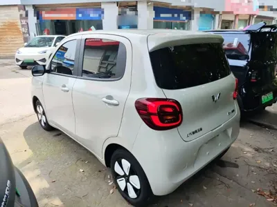 Wuling MINIEV
