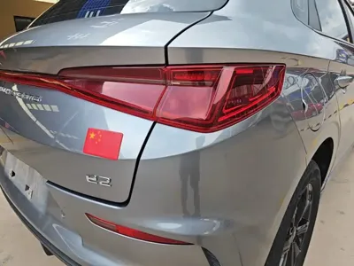 BYD e2