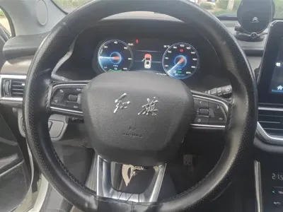 Hongqi Hongqi E-HS3