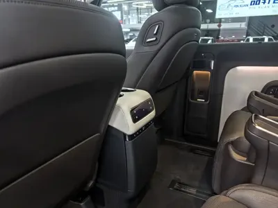 Li Auto Li MEGA