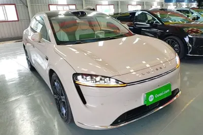 Hima Luxeed R7