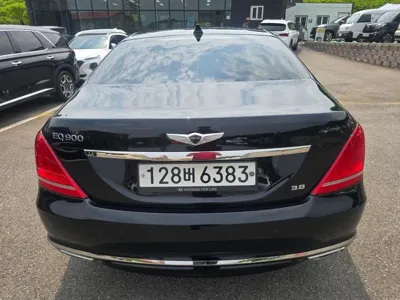 Genesis EQ900