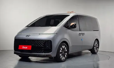 Hyundai Staria
