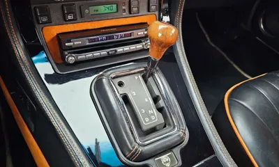 Jaguar XJ-6