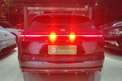 Nio ET5T