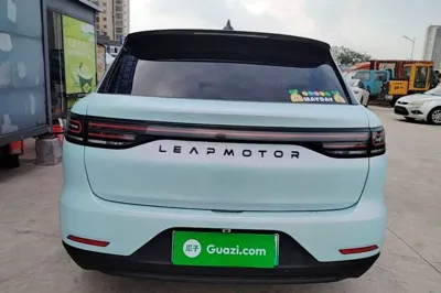 Leapmotor C11