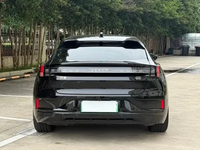 Zeekr 001