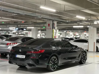 BMW 8-Series