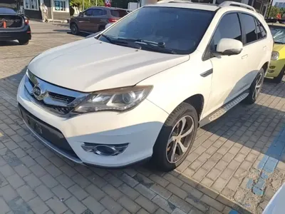 BYD S7