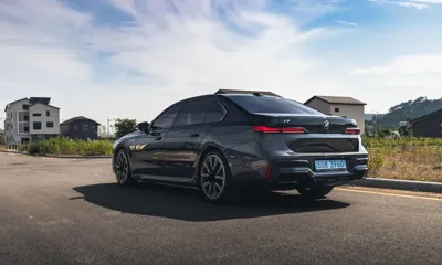 BMW i7