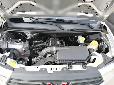 Wuling Hongguang V