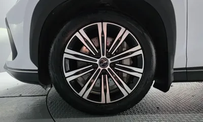 BYD Sealion 7