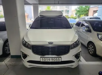 Kia Canival