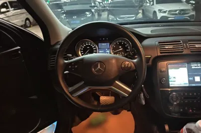 Mercedes-Benz R-Class
