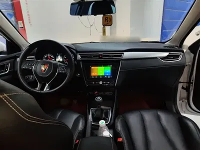 Roewe i5