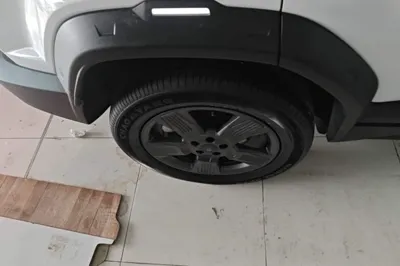 iCAR 03