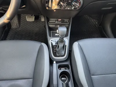 Kia kx1 Stonic