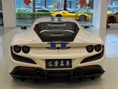 Ferrari F8