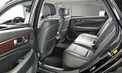 Hyundai Equus