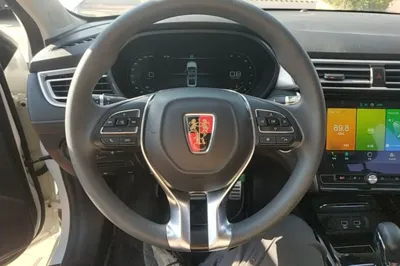 Roewe i5