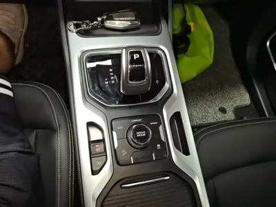 Geely Haoyue
