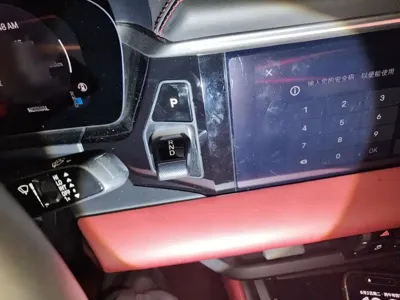 Porsche Macan EV
