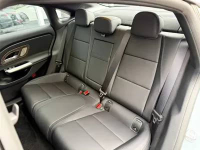 Mercedes-Benz 奔驰CLA新能源