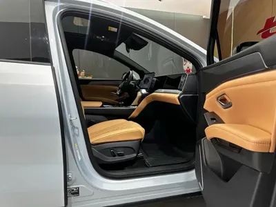 BYD L DM-i
