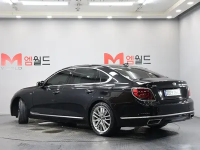 Kia K9
