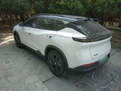 Dongfeng Fengshen L7