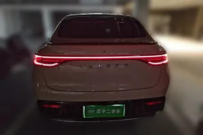 Hima Luxeed R7