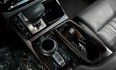 Genesis EQ900