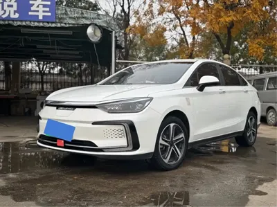 BAIC EU5