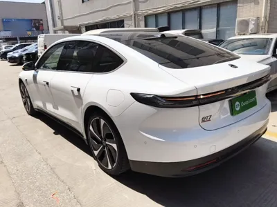 Nio ET7