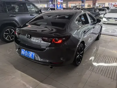 Mazda 3 Axela