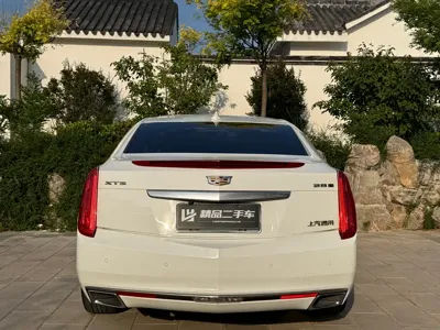 Cadillac XTS