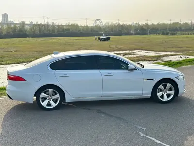 Jaguar XFL