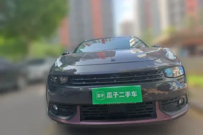 Lynk & Co 02